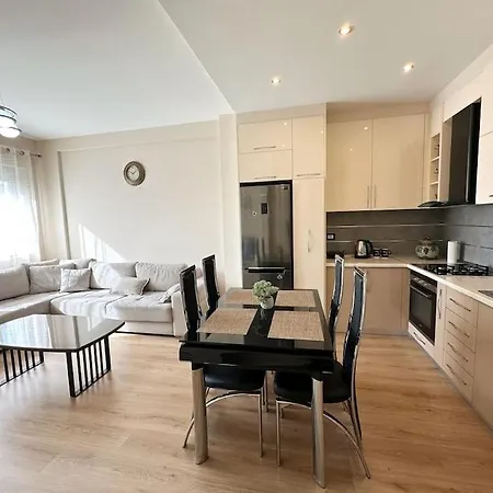 Jo-al Apartment's 2 Апартаменты